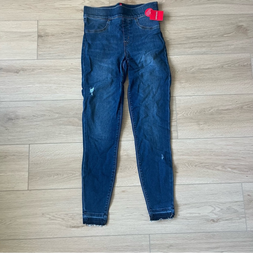 New Spanx Distressed Ankle Denim Legging Jeans in Medium Wash